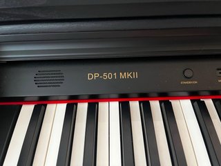 Teclado Digital y Banqueta Piano Negro