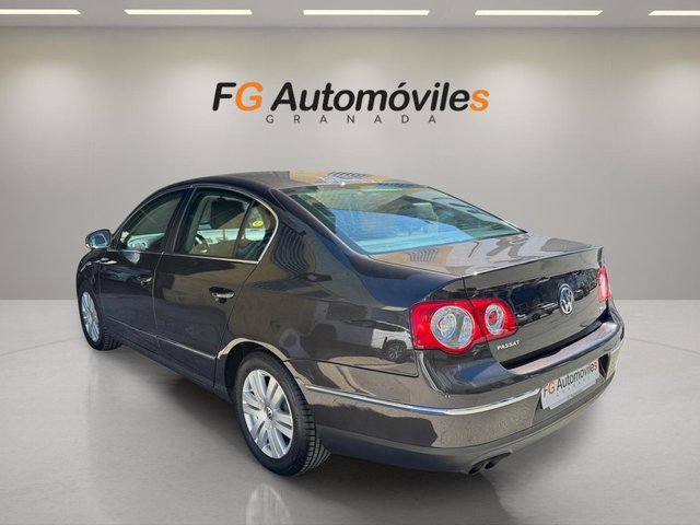 Volkswagen Passat 2.0 TDI 140 Highline BlueMotion Tech