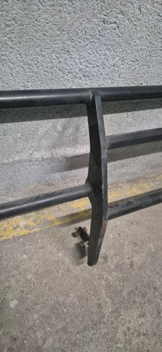 Defensa Delantera Suzuki Samurai con Anclaje