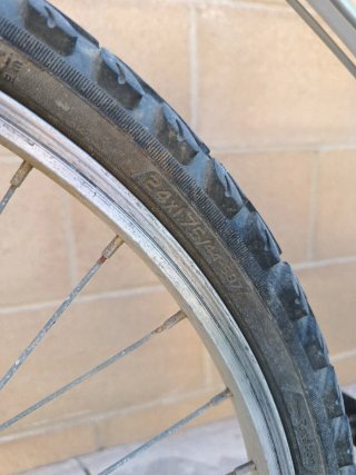 Bicicleta blanca 24