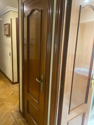Puertas de madera maciza