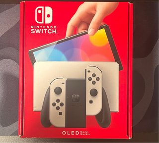 Vendo Nintendo Switch OLED