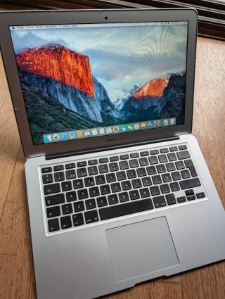 MacBook Air A1466 Plata