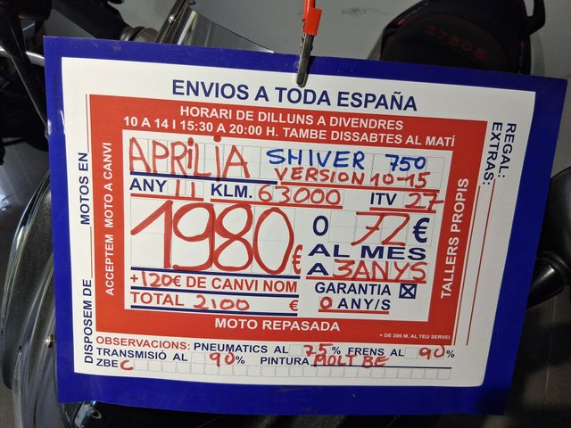 Aprilia Shiver 750 Naked Negra/Roja