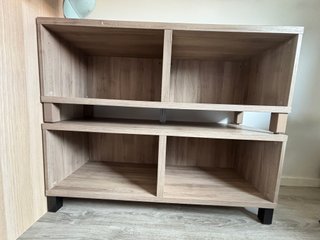 IKEA Besta Vitrina Estantería Madera y Cristal