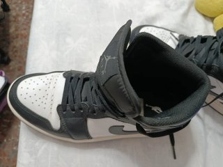 Air Jordan 1 Mid Gris Hierro 43 EU Originales