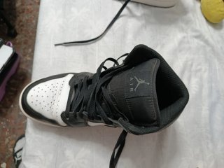 Air Jordan 1 Mid Gris Hierro 43 EU Originales