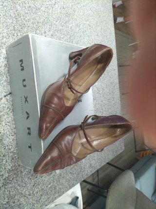 Zapatos tacón MUXART marrones mujer
