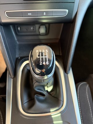 Renault Megane Limited + 1.5 Dci 115cv. -DIESEL-