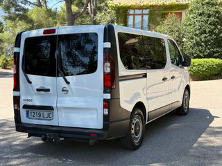 NISSAN NV300 9 PLAZAS