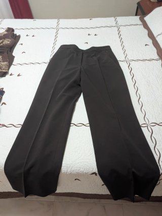 Pantalón de vestir marrón, pone 44