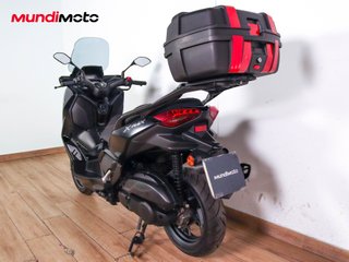 YAMAHA X-MAX 125 TECH MAX
