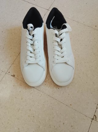 Zapatos Zara Blancos y Negros