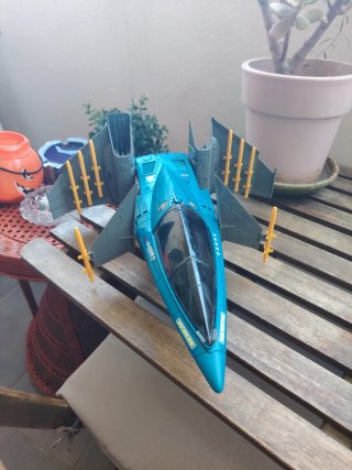 Nave G.I. Joe 1983. + Muñeco y paracaídas.