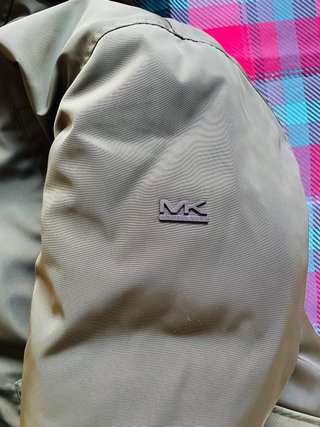 Parka Michael Kors verde con pelo natural
