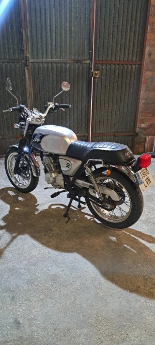 Orcal Astor 125cc Moto Naked Plata