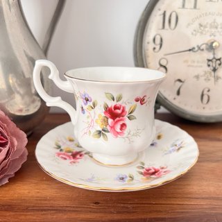 Taza y plato Royal Albert Tenderness