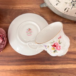 Taza y plato Royal Albert Tenderness