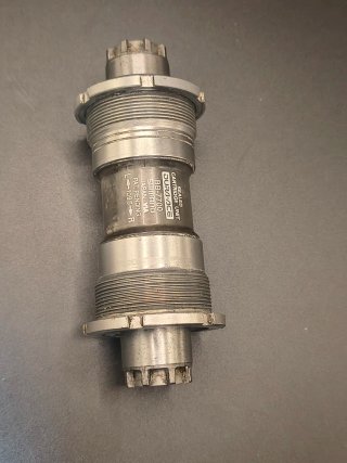 Eje Pedalier Shimano Dura-Ace BB-7700