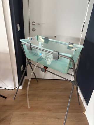 Bañera Stokke Flexi Bath con soporte y reductor