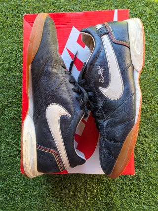Nike Tiempo Ronaldinho 10 Talla 42.5