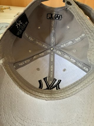 Gorra New Era 9FORTY NY Yankees Ajustable Gris