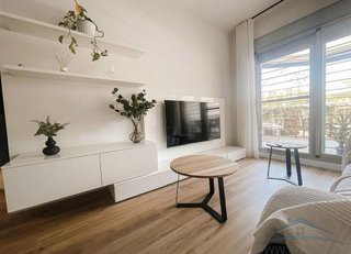 Piso en venta en San Luis en Almería