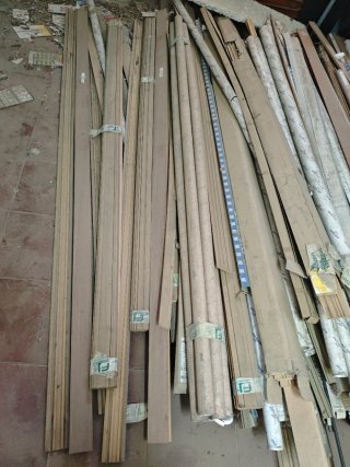 Marcos y jambas de madera