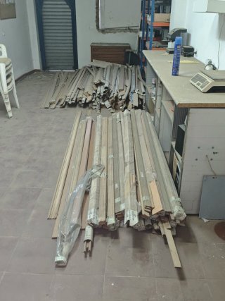 Marcos y jambas de madera