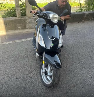 Piaggio Fly 49cc Negra/Plata - 8000km ITV 2027
