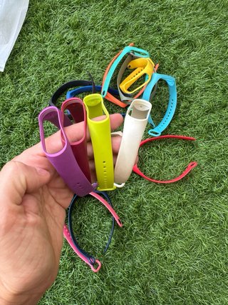 Xiaomi Mi Band + 15 correas