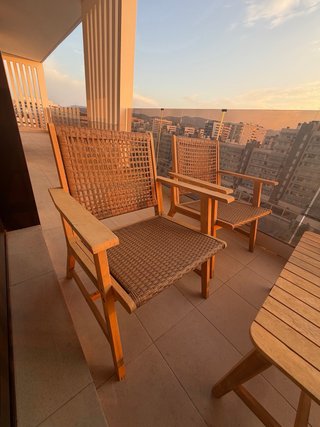 Conjunto terraza: mesa y 2 sillas mimbre