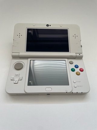 New Nintendo 3DS Blanca Ambassador