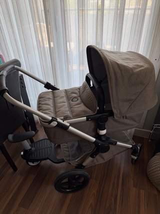 Bugaboo Fox 2 + Capazo + Silla + Patinete