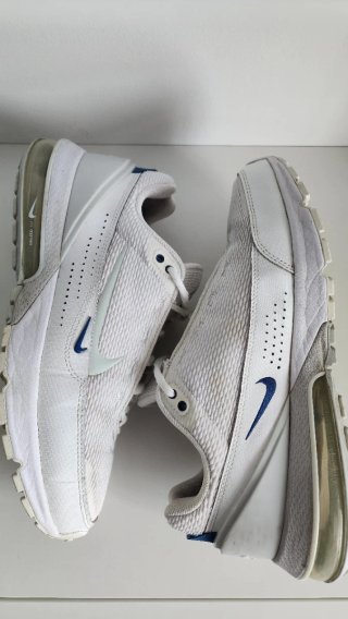 Nike air