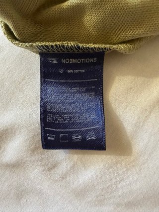 Camiseta NOEMOTIONS verde