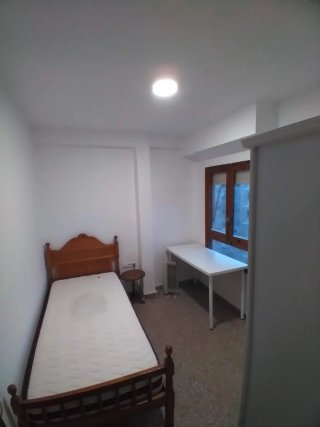 Manitas y Mantenimiento del Hogar – Electricid