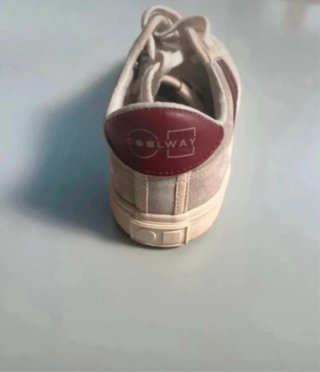 Zapatillas Beige y Rojo