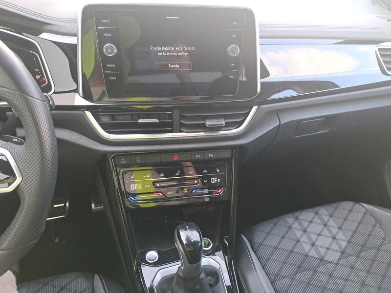 Volkswagen T-Roc 2022, foto 4