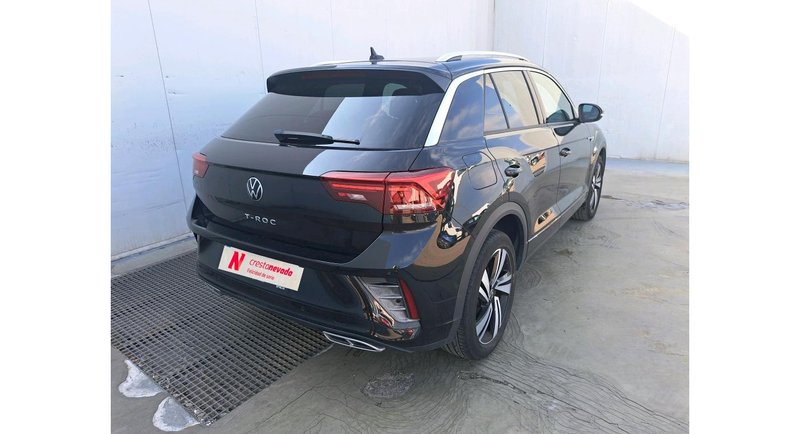 Volkswagen T-Roc 2022, foto 2