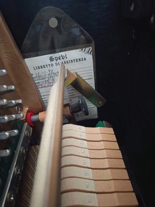 Pianoforte verticale SIHEKO