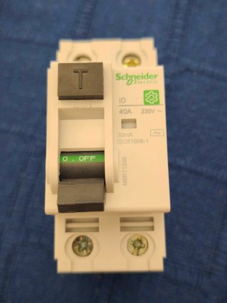 Interruptor Diferencial Schneider M9R11240 2P 40A