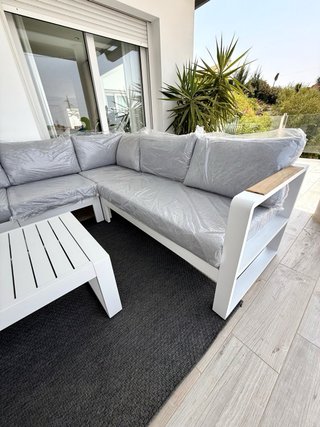 Conjunto Sofá Exterior con Mesa