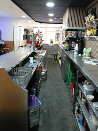 Traspaso paso bar y restaurante  Teléfono642531036