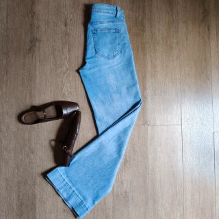 Jeans palazzo usati poco