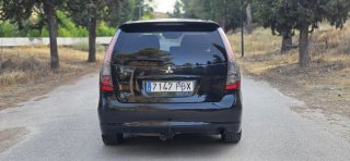 Mitsubishi Grandis 2009