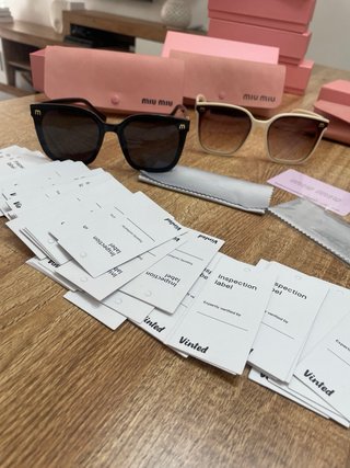Miu Miu Gafas de Sol para Mujer – Montura Elegante