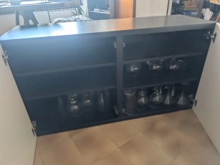 Mueble TV blanco y negro
