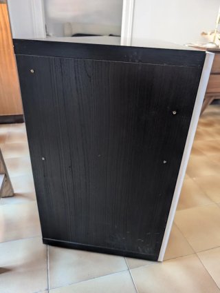 Mueble TV blanco y negro