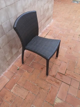 Conjunto sofá y silla ratán negro
